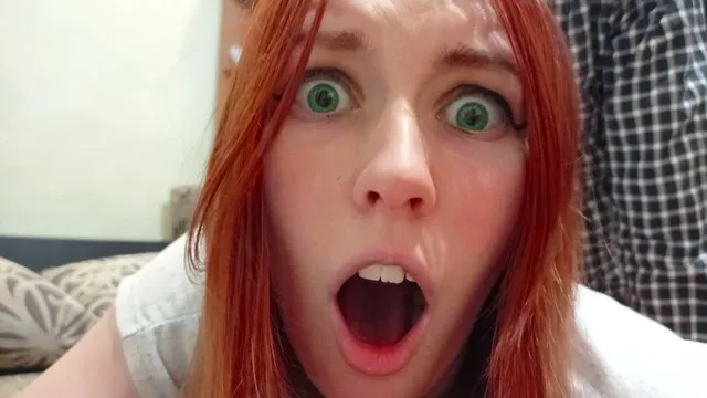 Застукал рыжую сестру за дрочкой