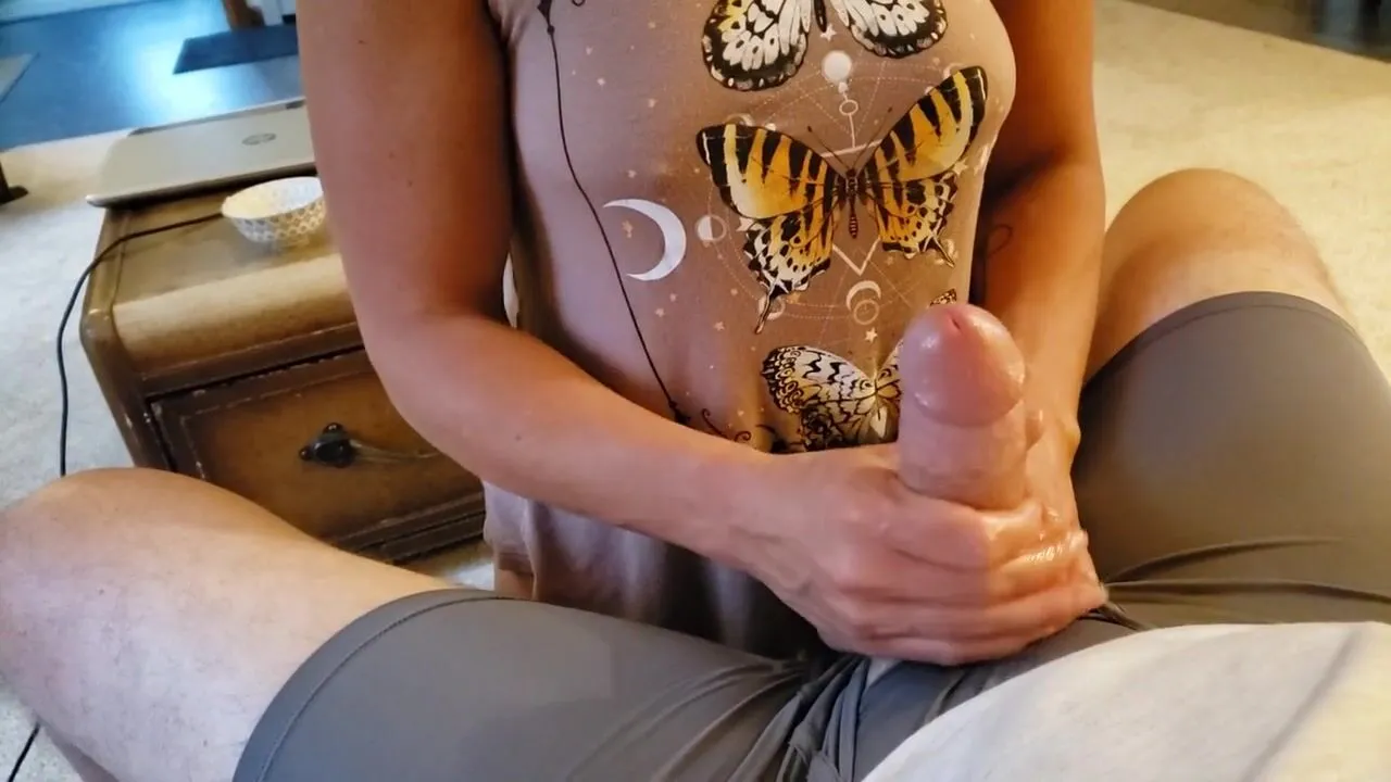 Домашняя мастурбация и семяизвержение от первого лица